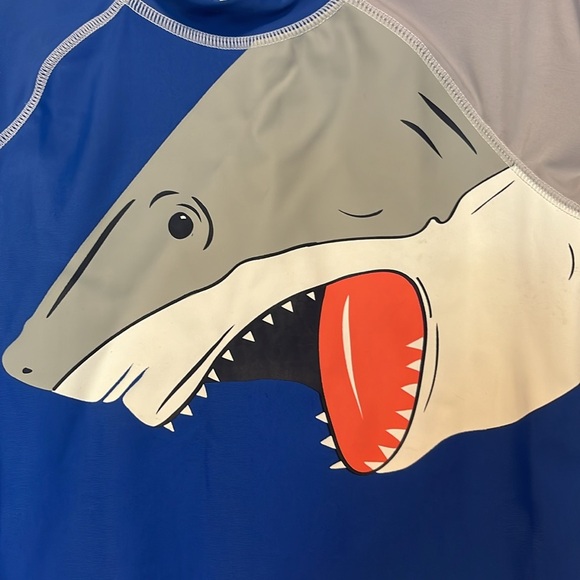 Carters Kids Youth Boys Blue Shark rashguard - Picture 3 of 5